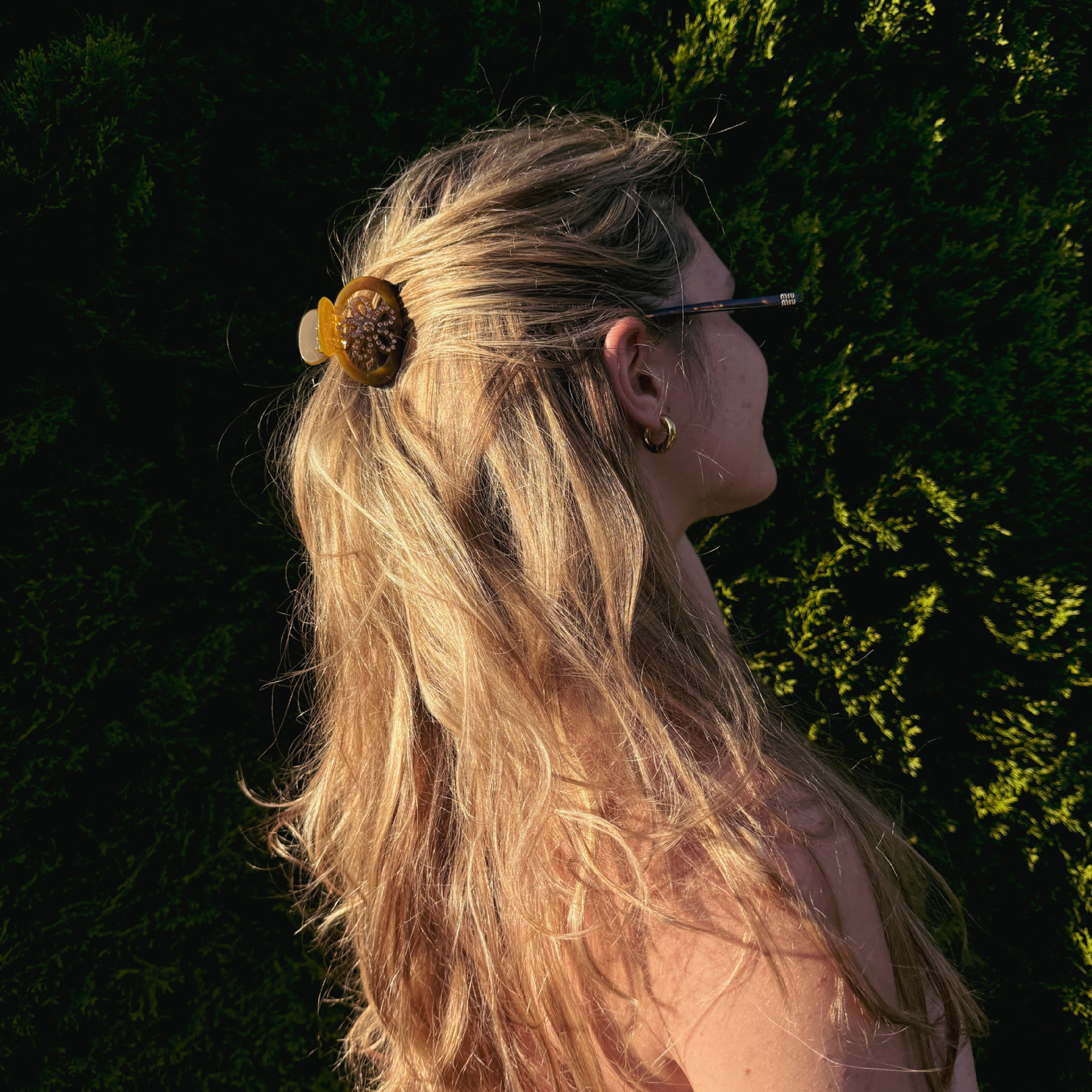 Chloe Flower Clip Brown