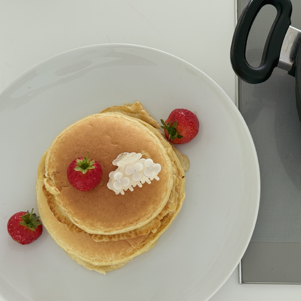 Mini Magnolia Flower Clip