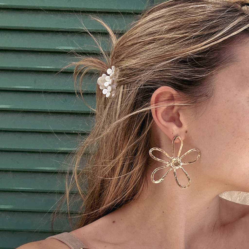 Mini Magnolia Flower Clip