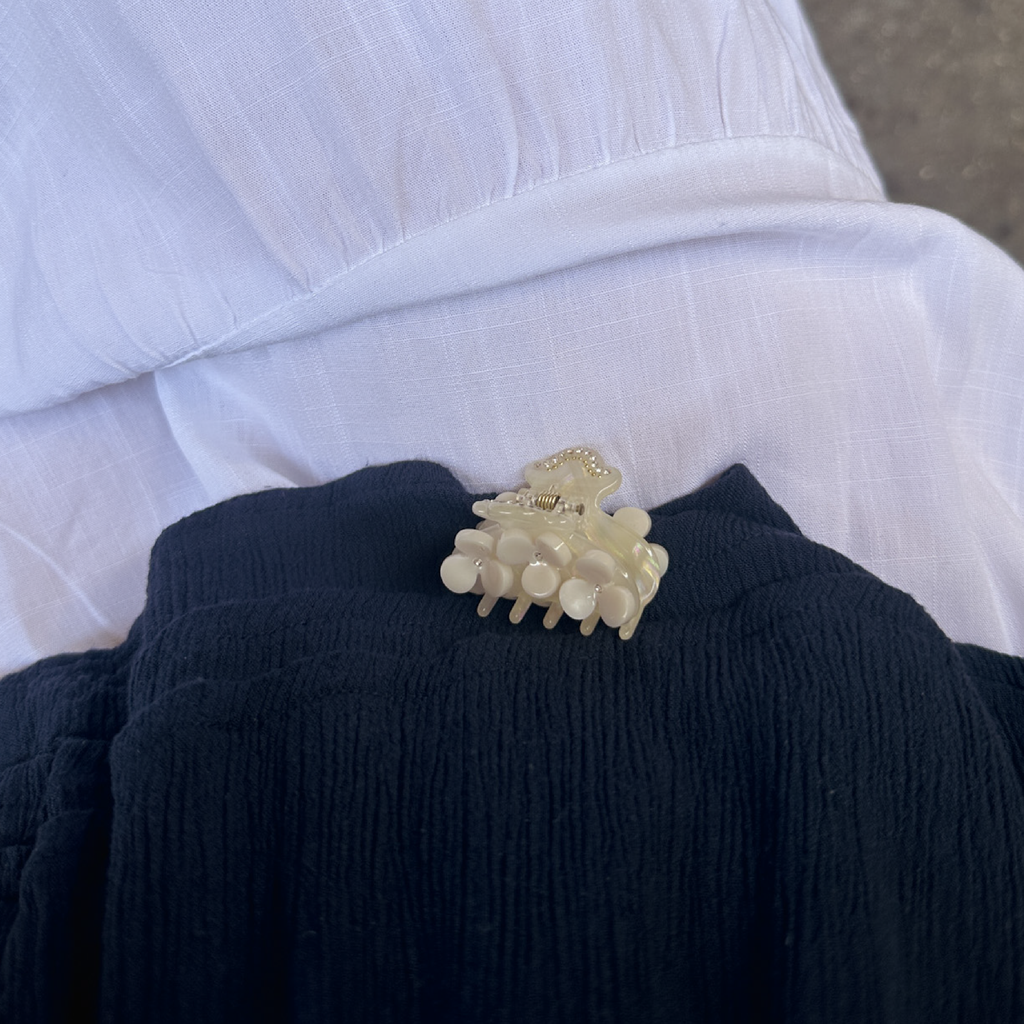 Mini Magnolia Flower Clip