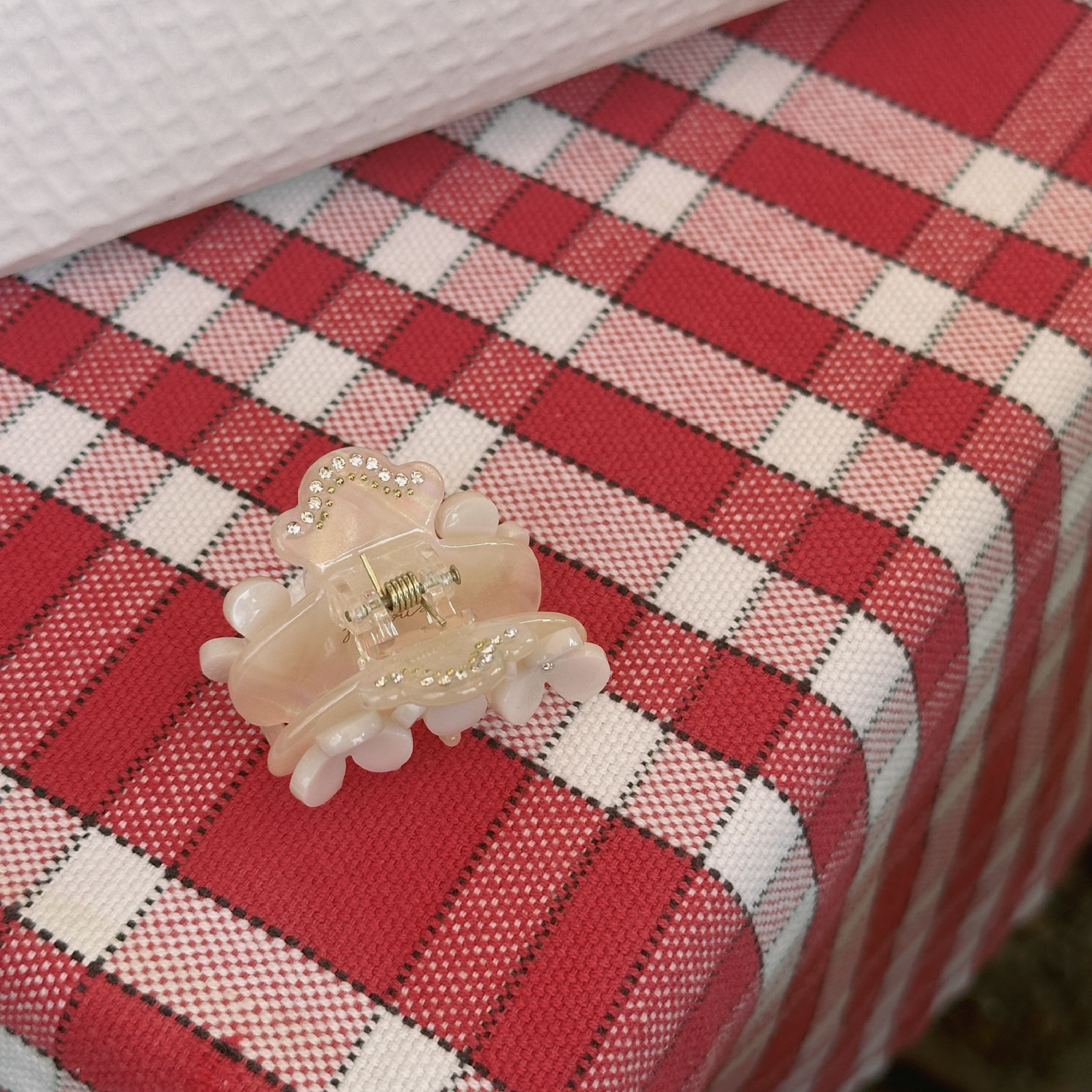 Mini Magnolia Flower Clip