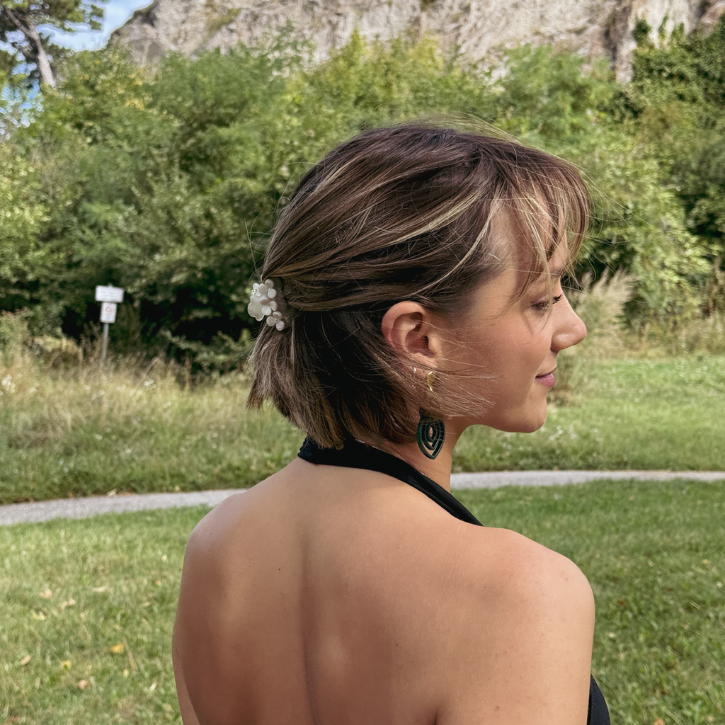 Mini Magnolia Flower Clip