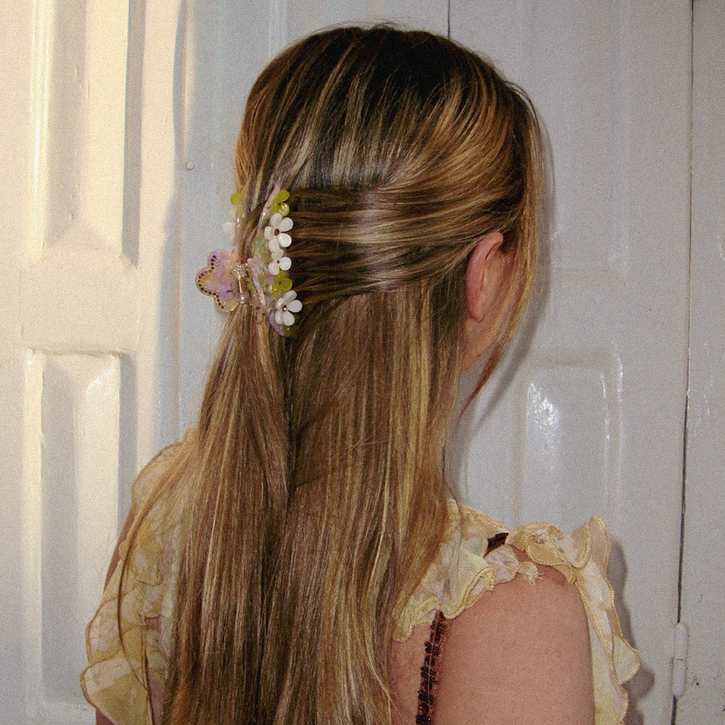 Daisy Flower Clip